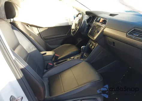 2018 Volkswagen Tiguan 2.0T Se/2.0T Sel from USA, damaged, VIN 3VV2B7AX3JM052696